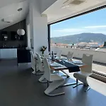 Luxury Laurus Penthouse With Awesome Sea View