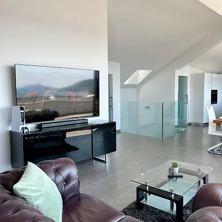 Luxury Laurus Penthouse With Awesome Sea View Apartment *