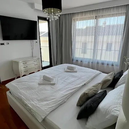 Luxury Laurus Penthouse With Awesome Sea View Primošten