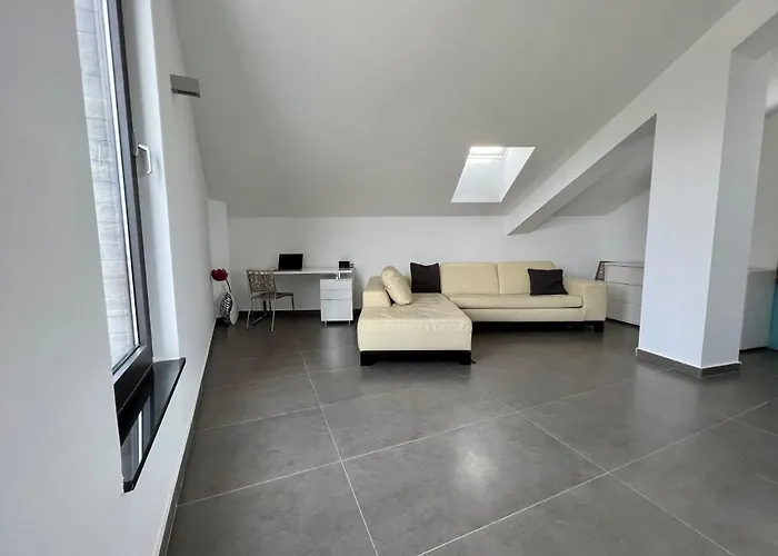 Luxury Laurus Penthouse With Awesome Sea View Apartman