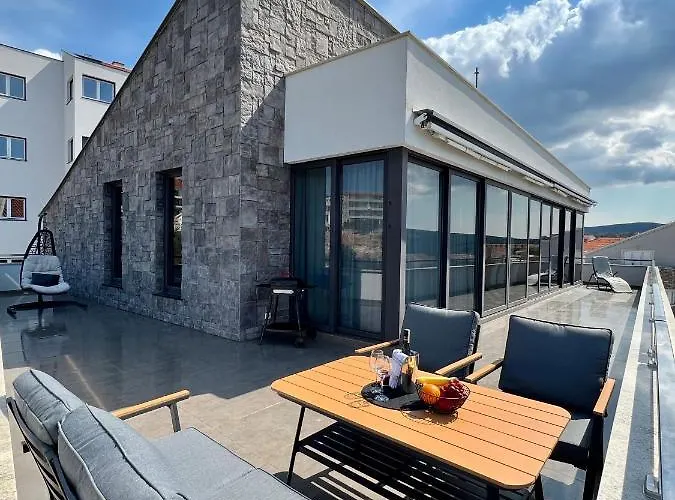 Apartman Luxury Laurus Penthouse With Awesome Sea View